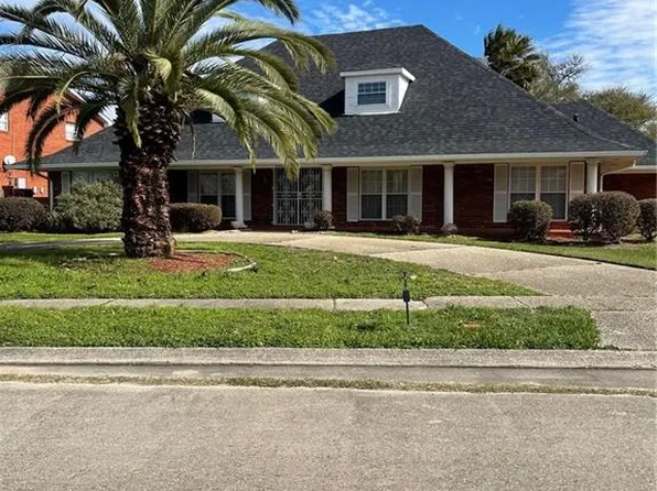 5721 Wright Rd, New Orleans, LA 70128