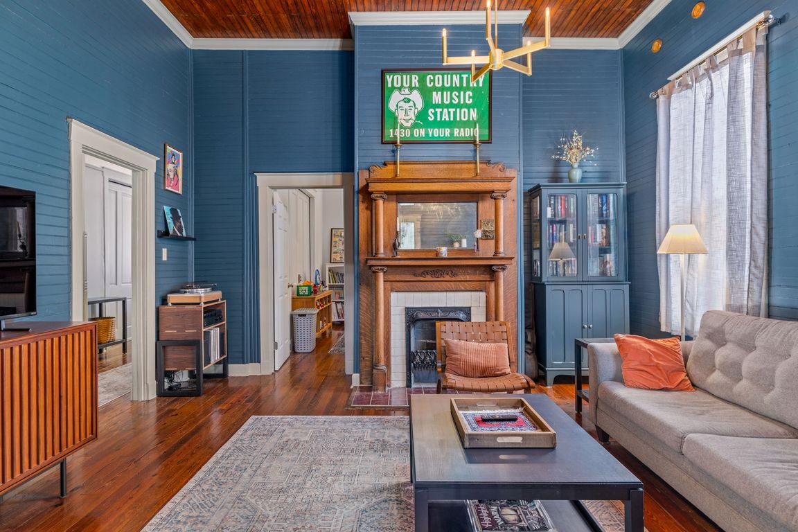 next background image