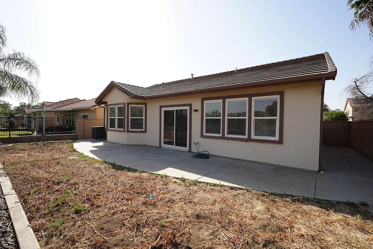 Building Photo - 28101 Belleterre Ave