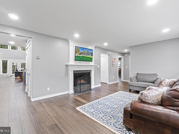 4th image of 6629 Williamsburg Blvd