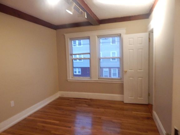 4th image of 390A Granite St #390A