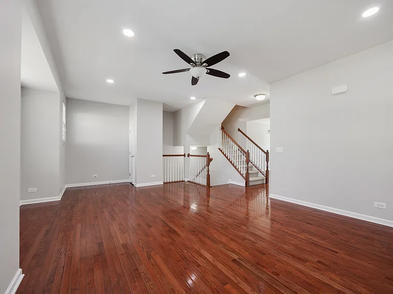 3563 Gabrielle Ln — Photo 3