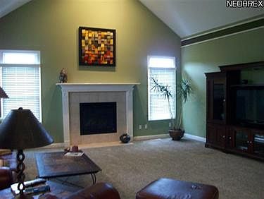 2nd image of 10070 Forest Glen Dr