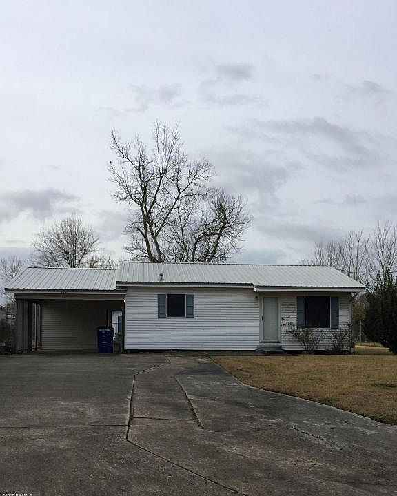 1st image of 1511 Charles Burr Ln