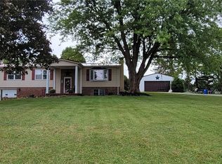 123 May View Dr, Somerset, PA 15501