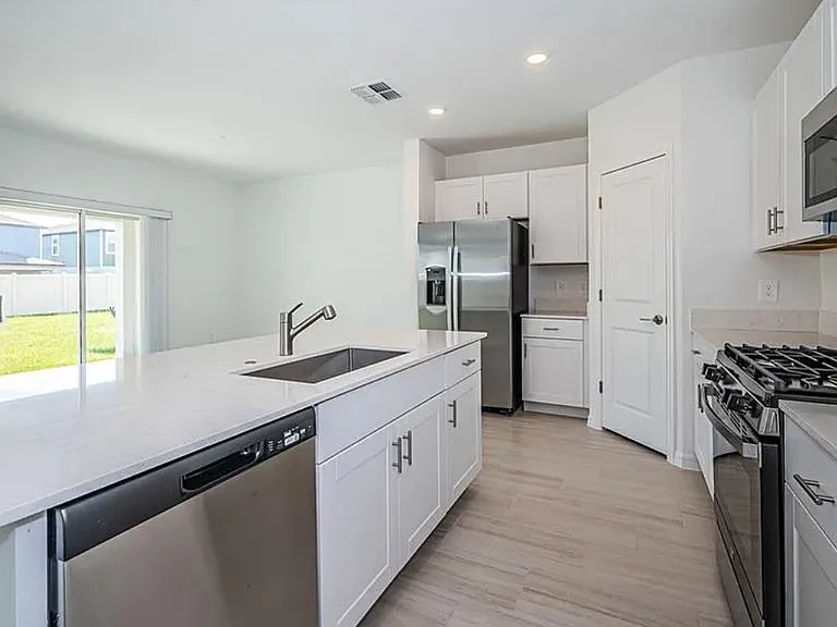 7698 Painted Sky Pl — Photo 8