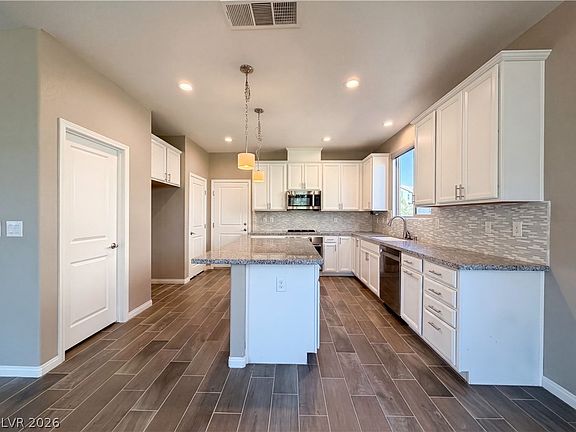 2nd image of 6586 Dolian Creek St
