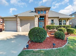 106 Smokehouse Ct, Newark, TX 76071
