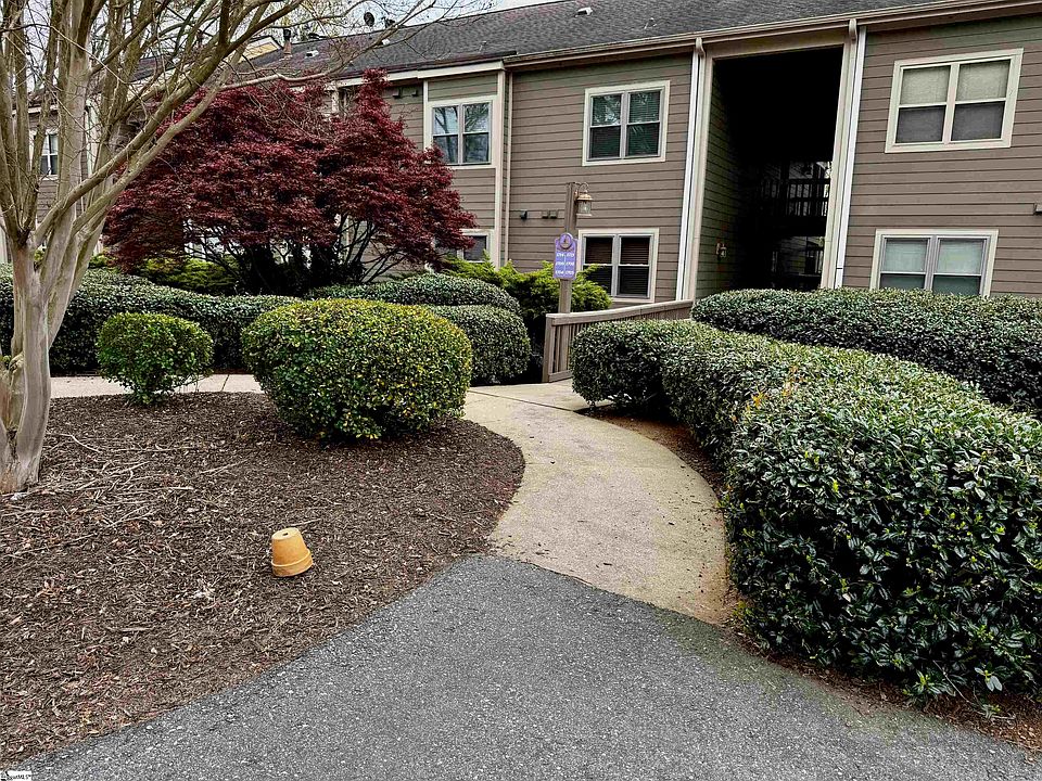 1st image of 1709 Leeward Rd
