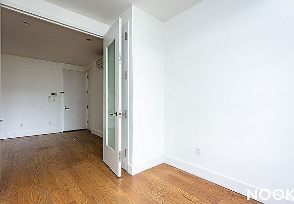 4th image of 820 Saint Johns Pl #4F