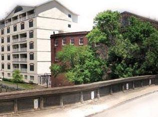 100 Leverington Ave #403, Philadelphia, PA 19127
