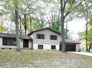 901 Rambling Dr, Saginaw, MI 48609