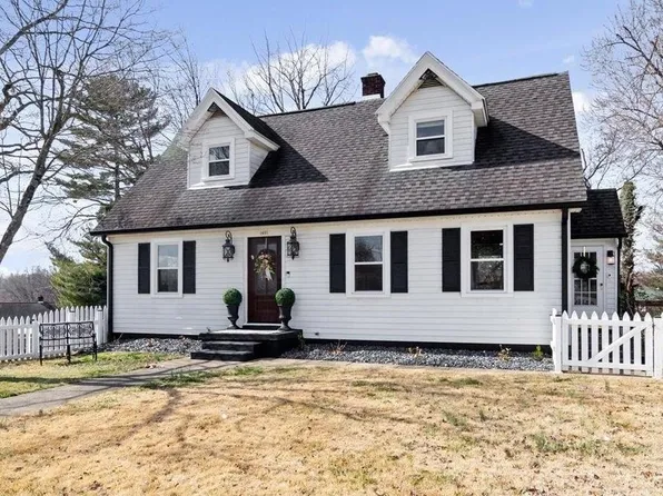1401 Hathaway Ave, Evansville, IN 47712