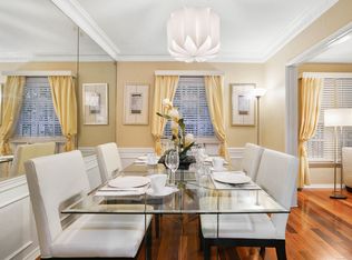 342 N Oakhurst Dr, Beverly Hills, CA 90210