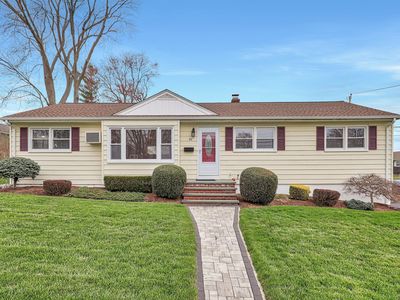 90 Springview Avenue, Stratford, CT, 06614