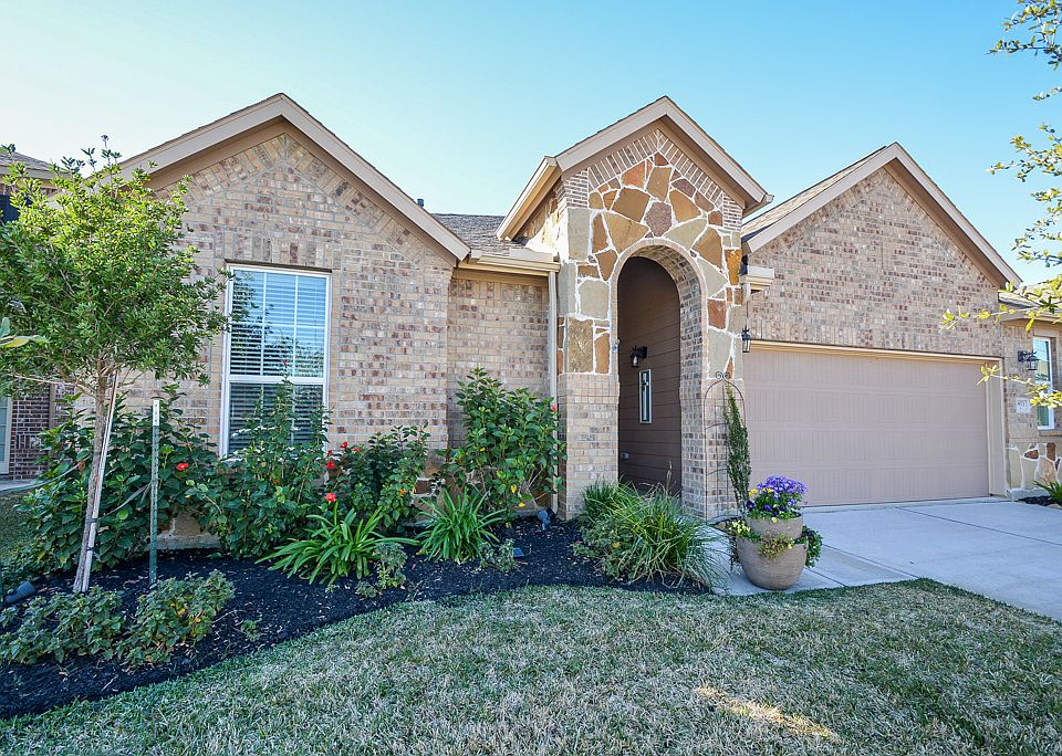1st image of 9937 Golden Field Ln