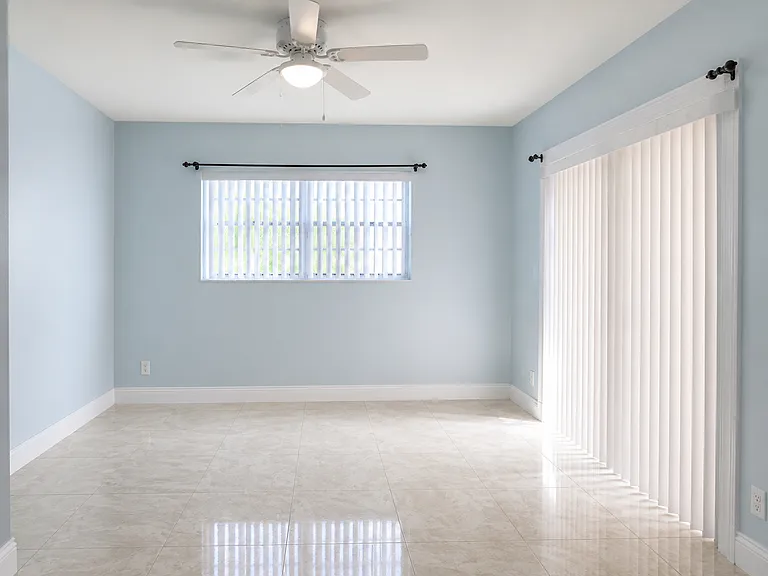 22384 Palomita Dr #22384 — Photo 5