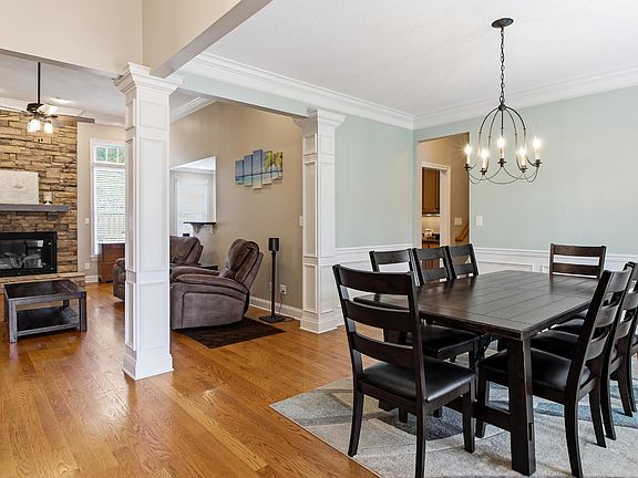 4th image of this home