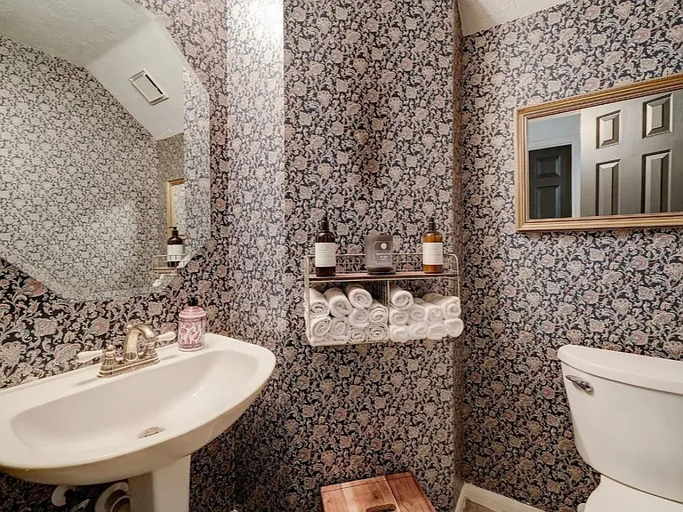 7807 Allegro Dr — Photo 22