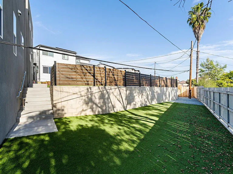 6285 Lorca Dr — Photo 10