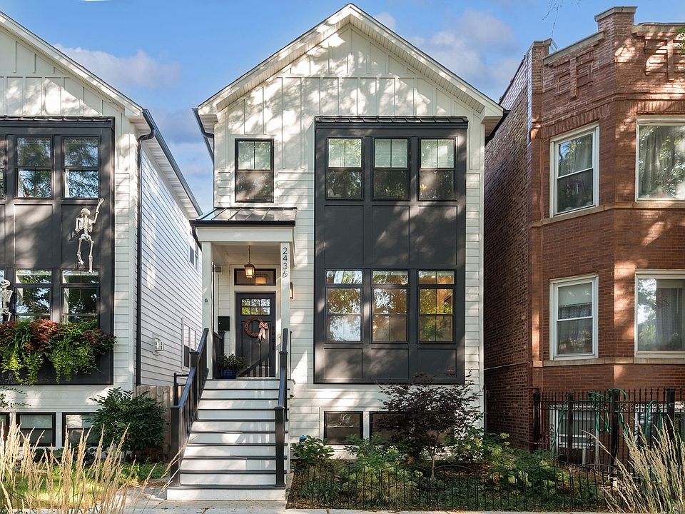 1st image of 2436 W Carmen Ave