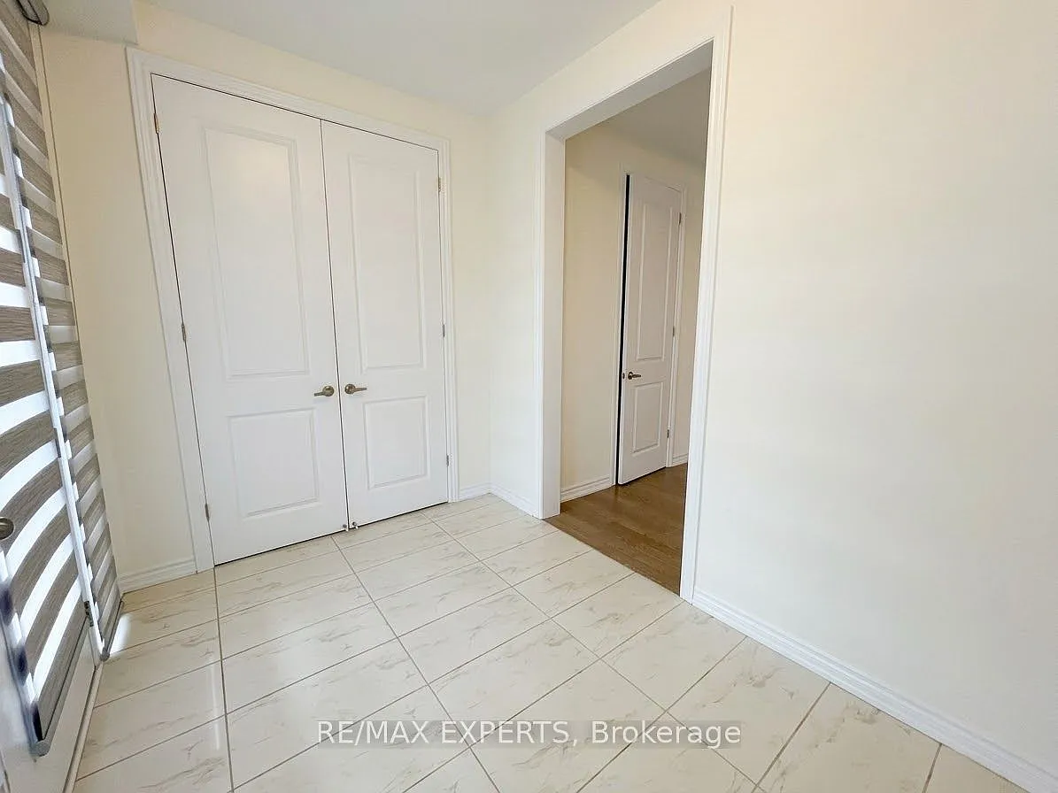 4 bed, $3,200 — Photo 2