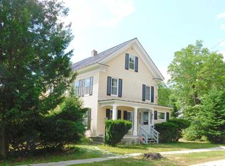 26 Orchard St, Springfield, VT 05156