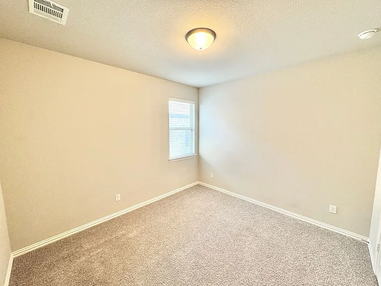 809 Uplands Dr — Photo 35