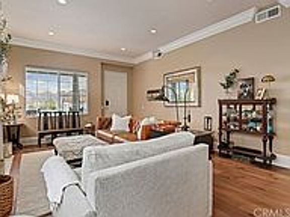 4th image of 4448 Camino De La Rosa