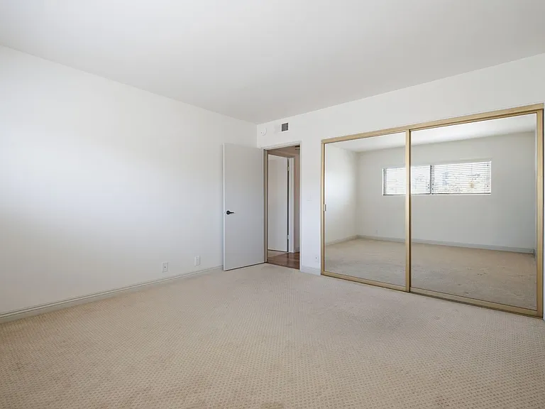853 S Le Doux Rd #202 — Photo 16
