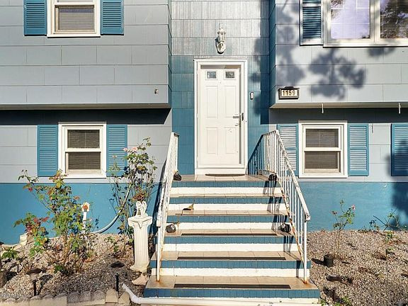 5th image of 1159 Manor Dr