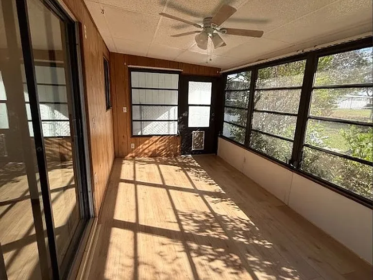 10081 SW 95th Ave — Photo 15