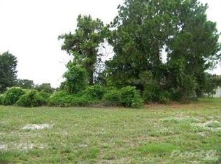 27 Medalist Ln, Rotonda West, FL 33947