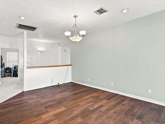 3rd image of 508 Magnolia St