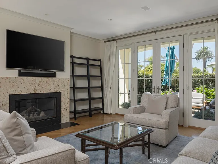 512 Avocado Ave — Photo 5