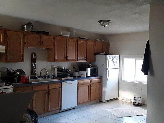 4th image of 310-312 N Main St