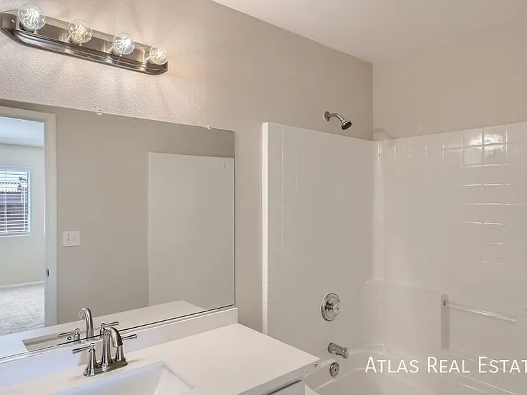 3105 Meadow Flower Ave — Photo 8