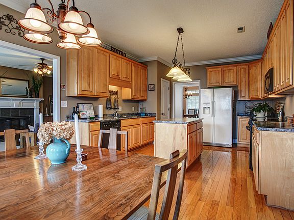 2nd image of 5008 Creekstone Dr SE