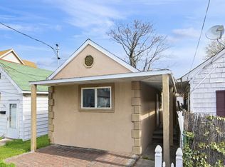 109 Mapleton Ave, Staten Island, NY 10306