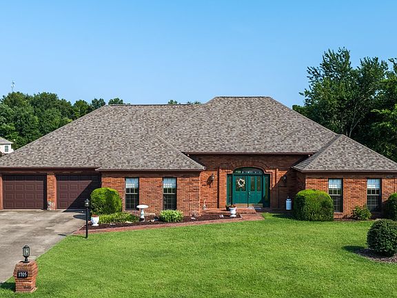2nd image of 1705 Caesar Ln