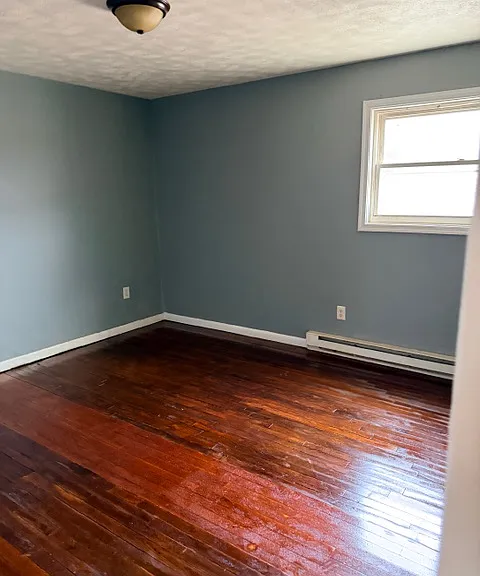 2115 Phaup St — Photo 3
