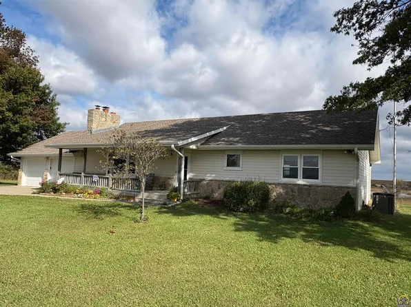 1984 Road D, Emporia, KS 66801
