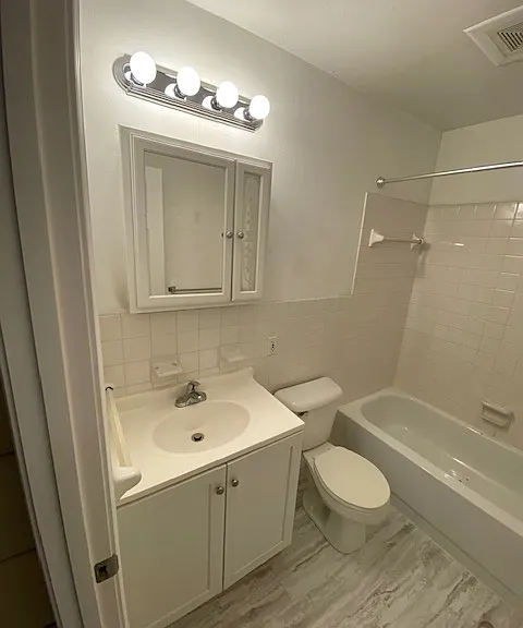 2012 S Illinois Ave #39 — Photo 11