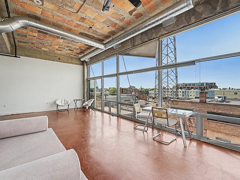 55 W Canfield St #302 — Photo 6