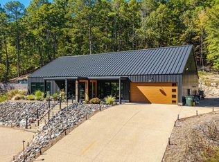 144 Arcade Ln, Hot Springs, AR 71901