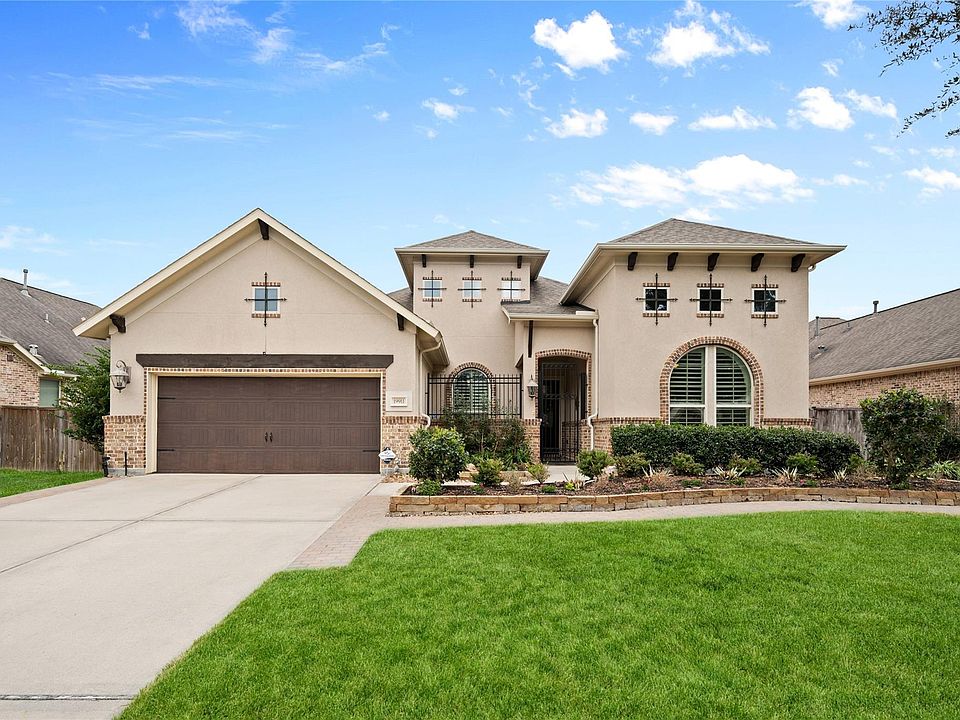 1st image of 19911 Cullen Ridge Dr