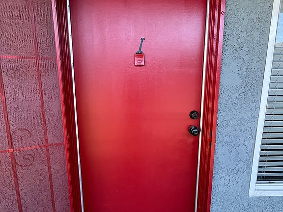 3rd image of 1340 N Avon St #I