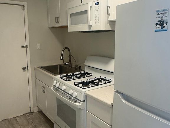 4th image of 8180 S Redwood Rd