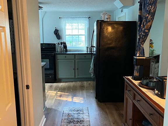 3rd image of 115 Dreaming Creek Dr #1