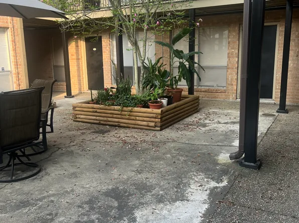 El Cid Apartments, 448 W Parker Blvd #3728af100, Baton Rouge, LA 70808